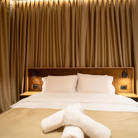 Hotel Boutique Jera Tirana Esterno foto